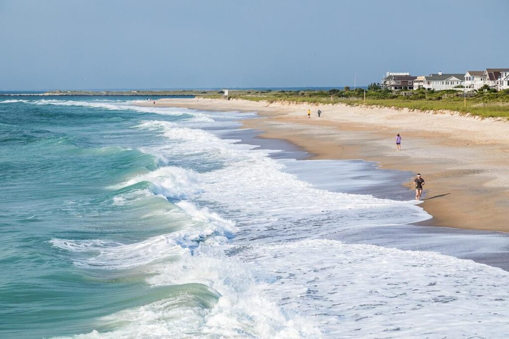 How long does a roof last in Coastal North Carolina? MOcean Contracting